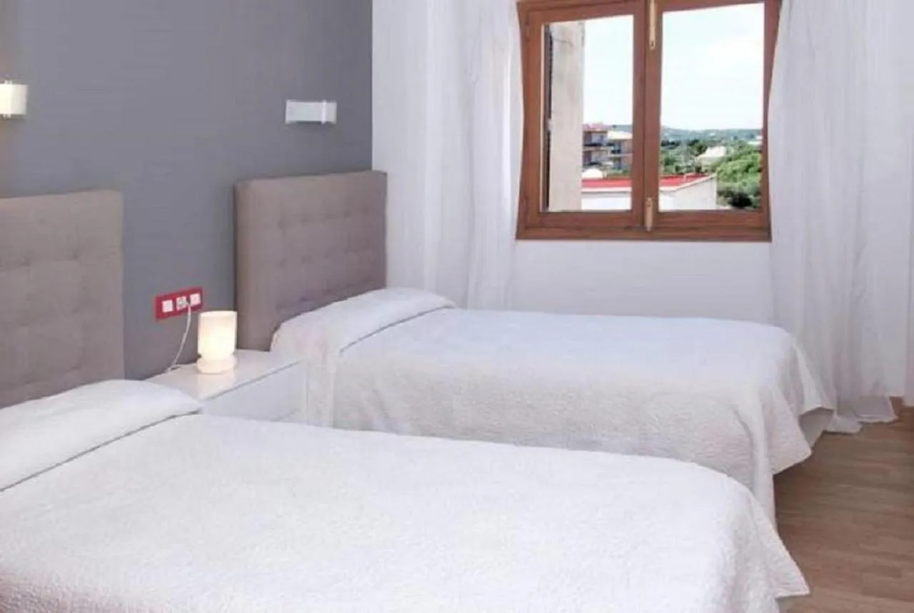 Apto Antic 302 Pax 4 Apartment S'Illot