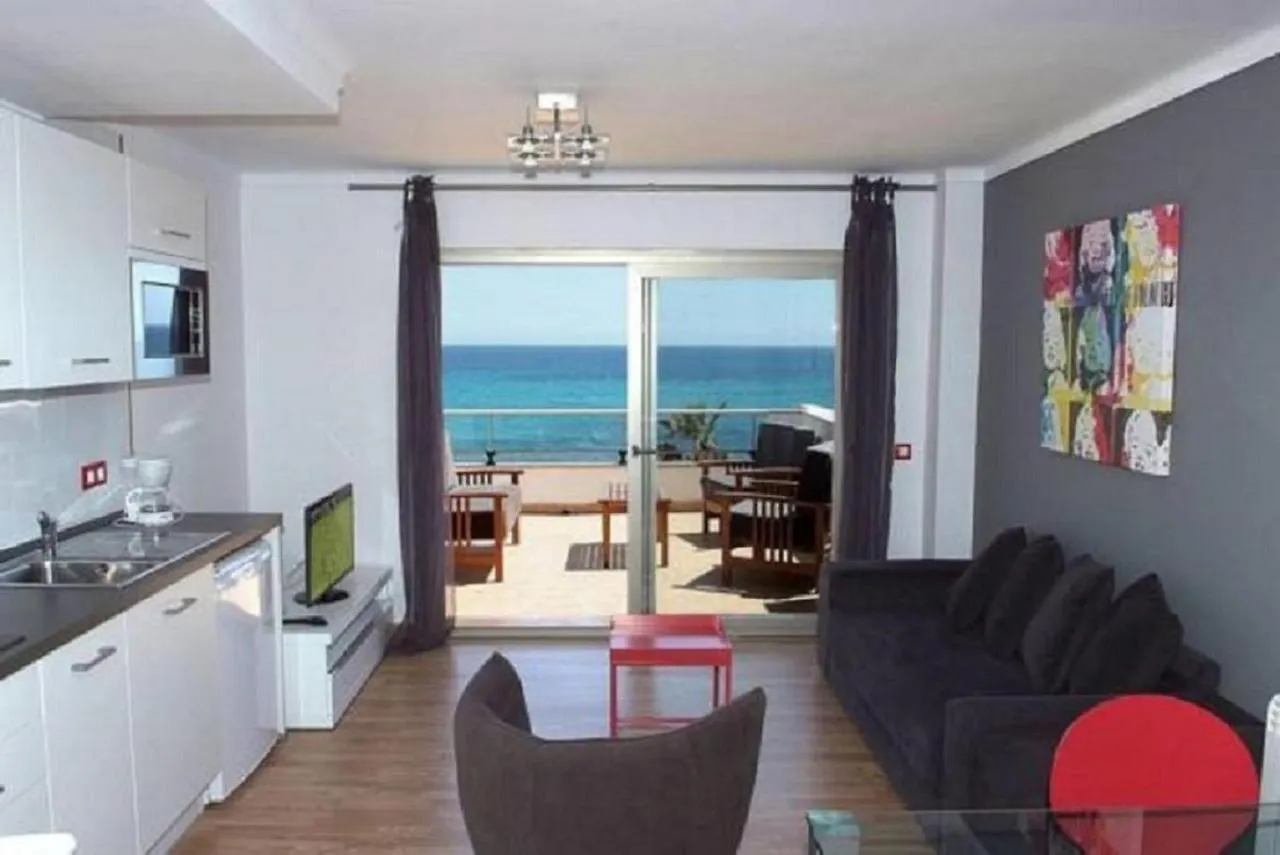 Apto Antic 302 Pax 4 Apartment S'Illot