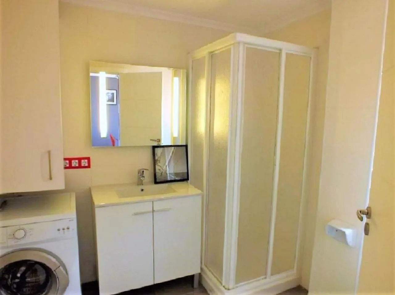 Apto Antic 302 Pax 4 Apartment S'Illot  0*, S'Illot (Mallorca) Spain